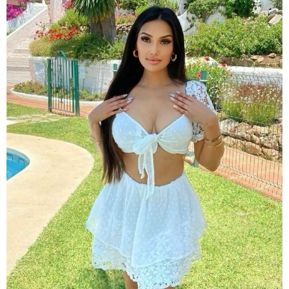 White Lace Trim Short Sleeve Crop Top and High Waist Mini Skirt Two Piece Set - Picture 3 of 14